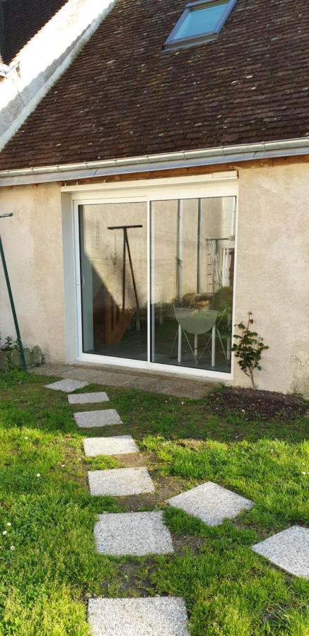 Hôtel La petite maison à Saint-Georges-sur-Cher Extérieur photo